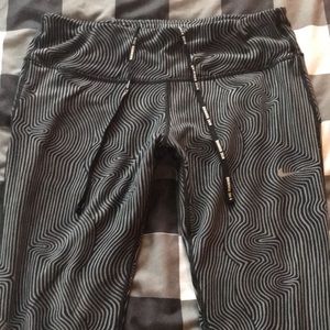 Women’s NIKE Dri-Fit Black Gray FINGERPRINT Design Leggings Sz M